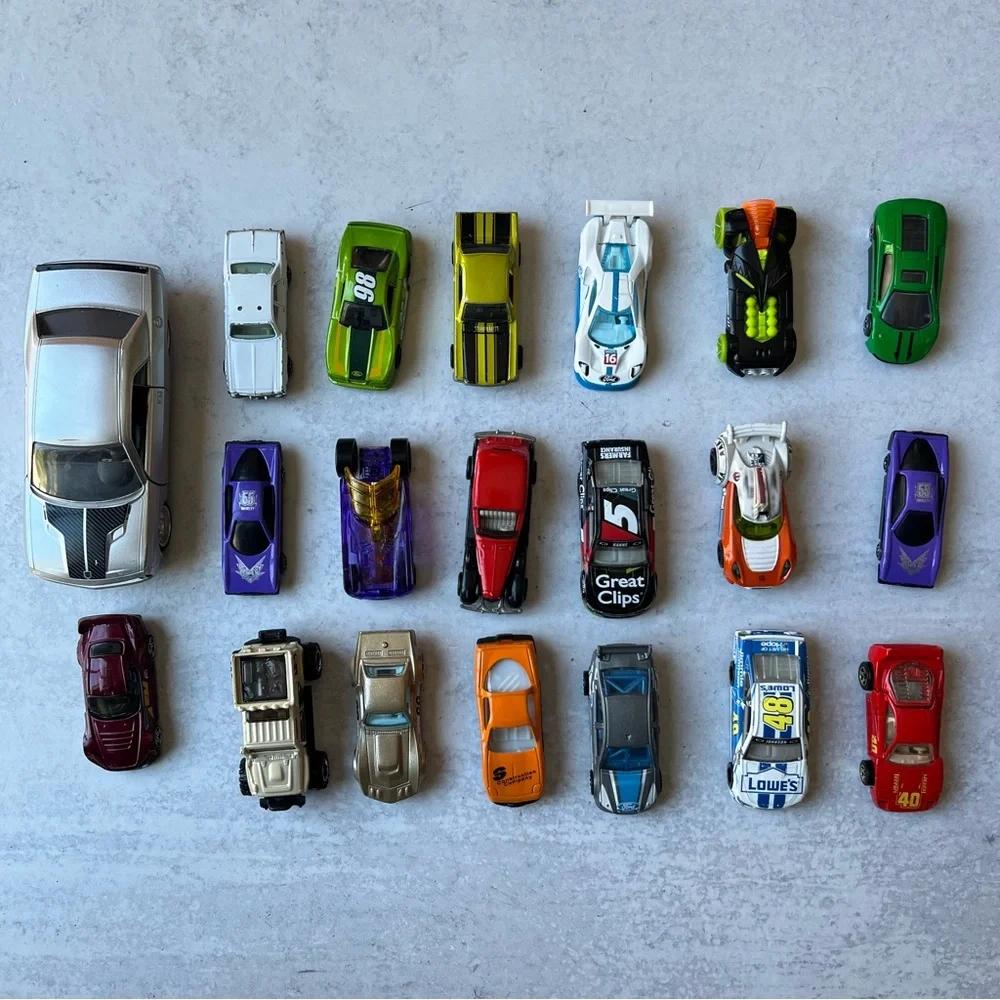 Toy Car Lot of 20
